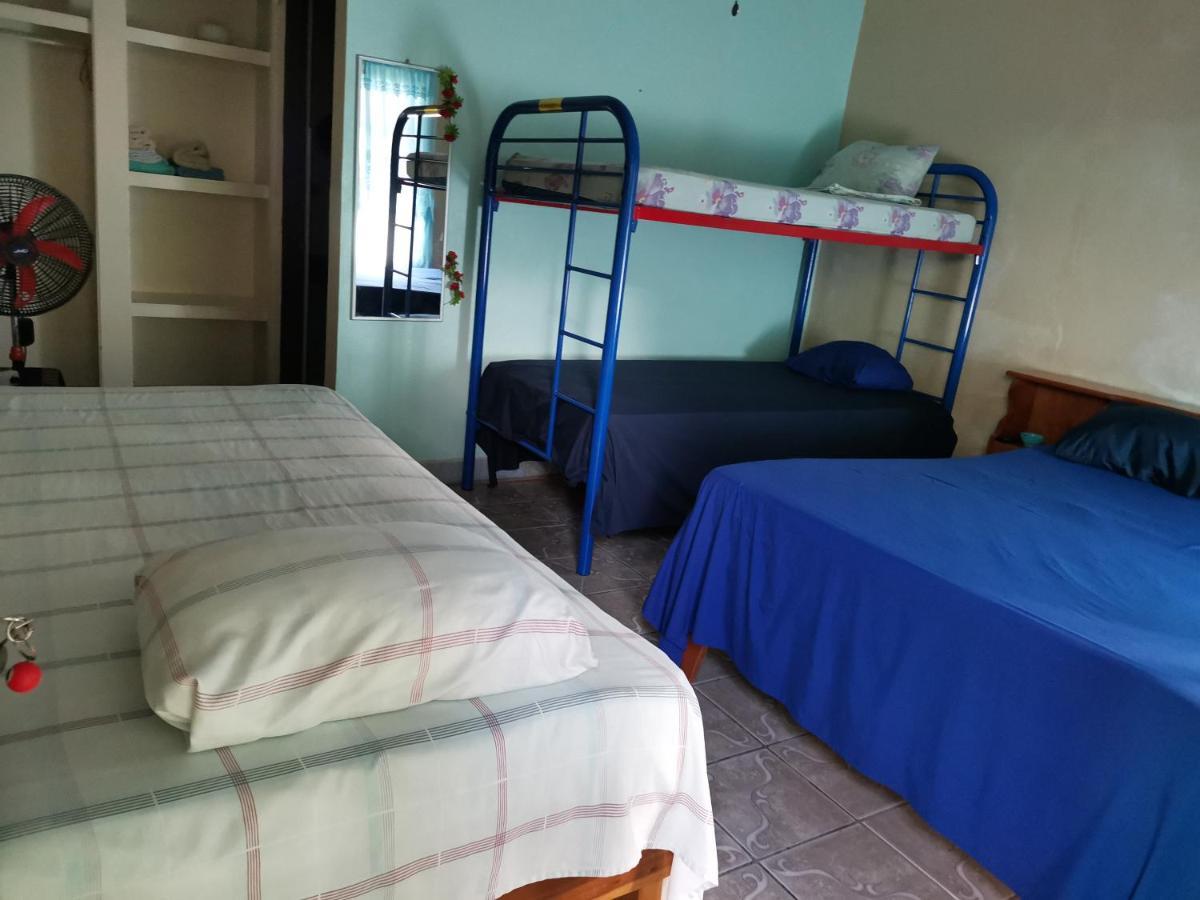 Cabinas Mitchaelle'S Puerto Viejo de Talamanca Екстериор снимка