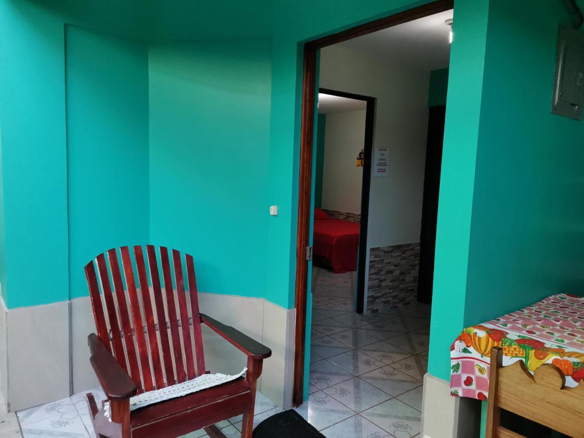 Cabinas Mitchaelle'S Puerto Viejo de Talamanca Екстериор снимка